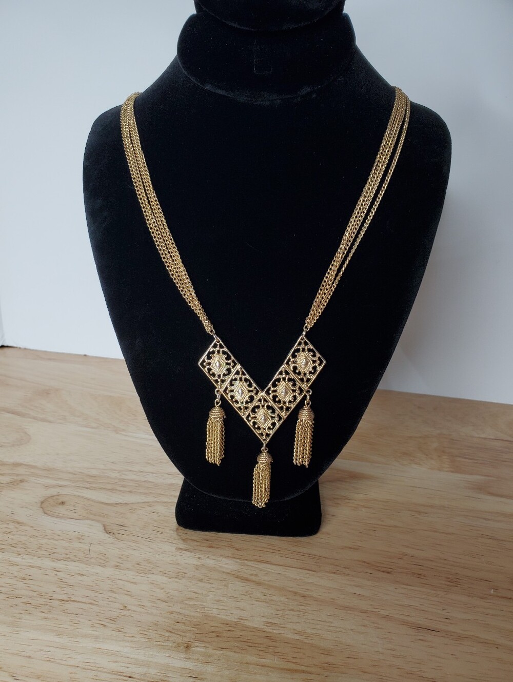 Sarah Coventry Tassel Gold Tone Necklace Statement